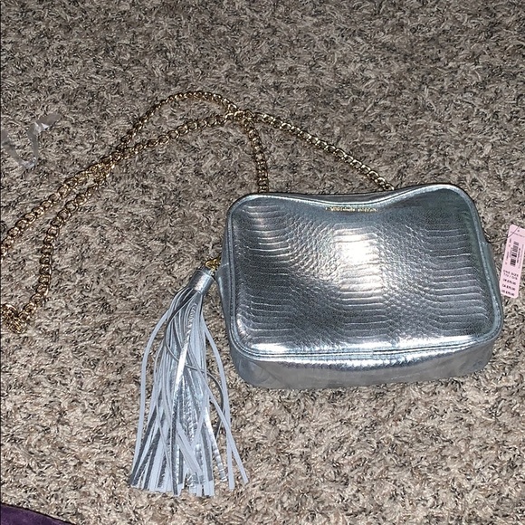 Purse - Picture 1 of 4